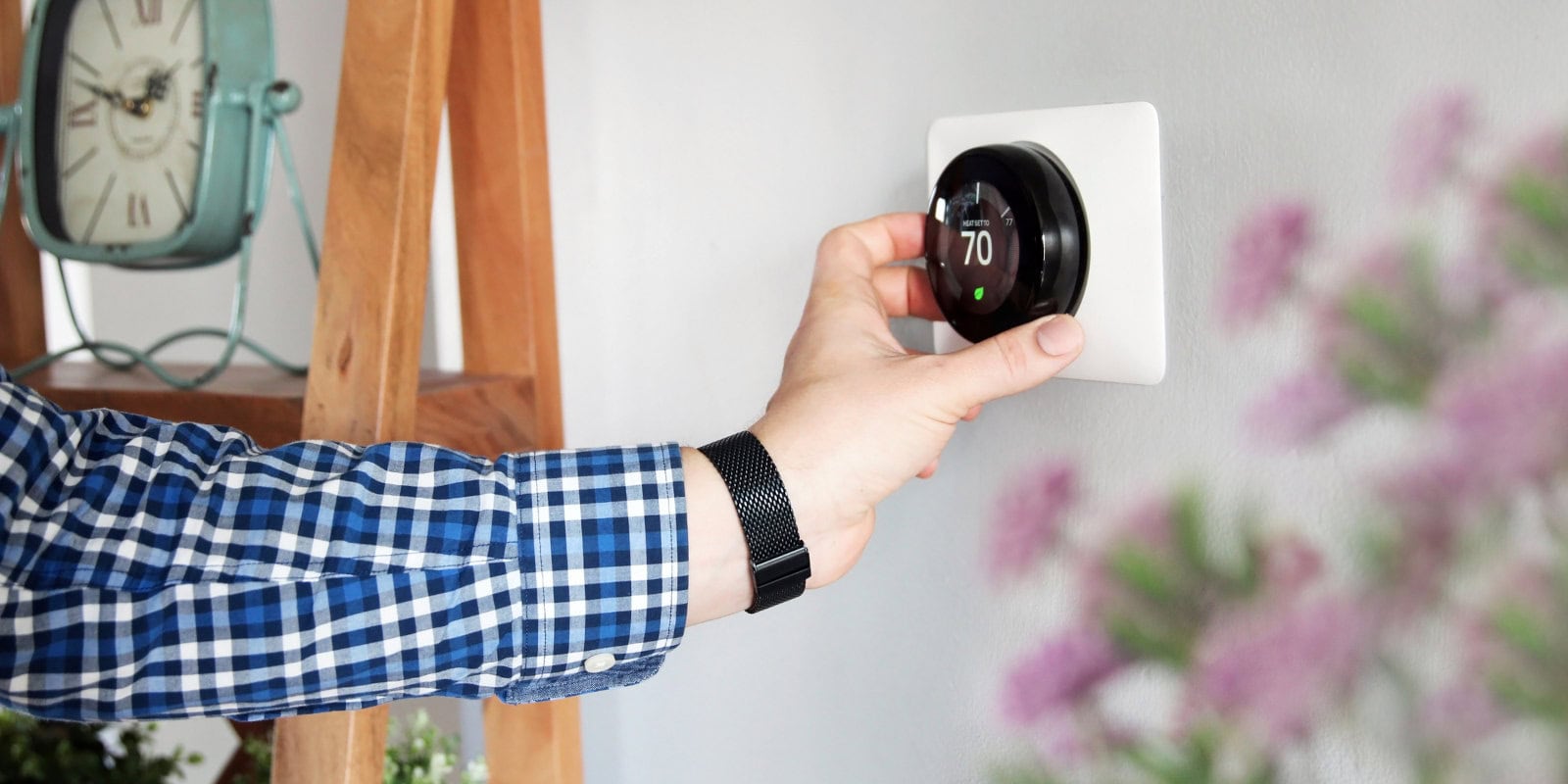 Smart thermostat wall hand